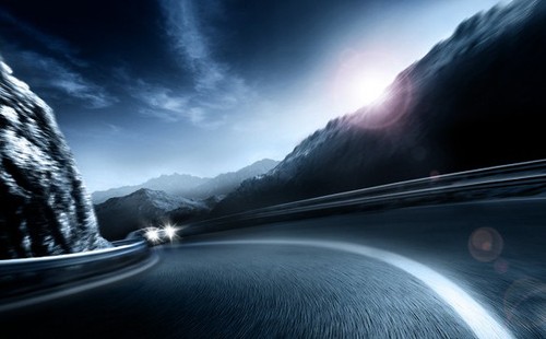 突遇急弯怎么办？合理操作紧急应对