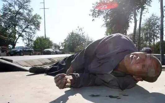 老人被撞后说“你走吧我没事” 司机该咋办？