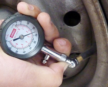 这些节油误区其实是在毁车 看看你中招了吗？