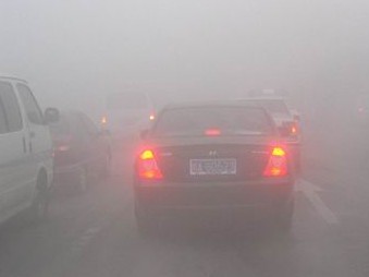 雨雾霾天气驾驶员要特别注意这些安全事项
