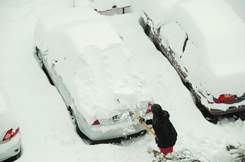 下雪天以慢为先 说说雪天行车时应该注意啥